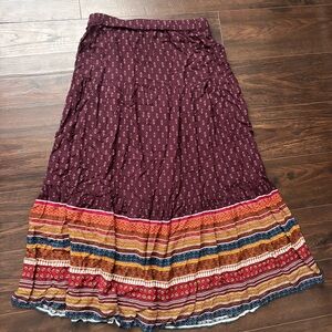 maxi colorful skirt 
stretchy and flowy